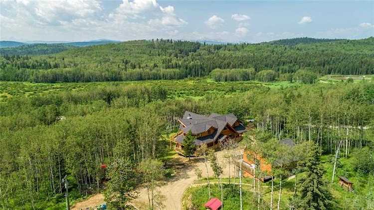 46 Fawn Hills Drive Bragg Creek, AB T0L 0K0
