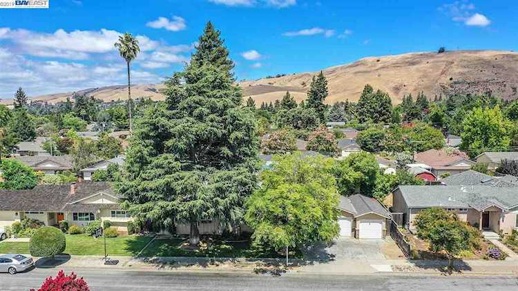 36338 Carnation Way Fremont, CA 94536 | MLS 40881440 Photo 1