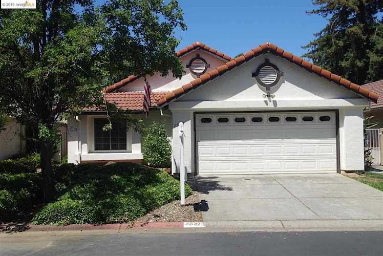 1537 Lyric Ln Concord, CA 94521 | MLS 40877167 Photo 1