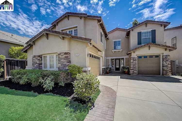 133 Arbor Bay Hercules, CA 94547 | MLS 40880451 Photo 1