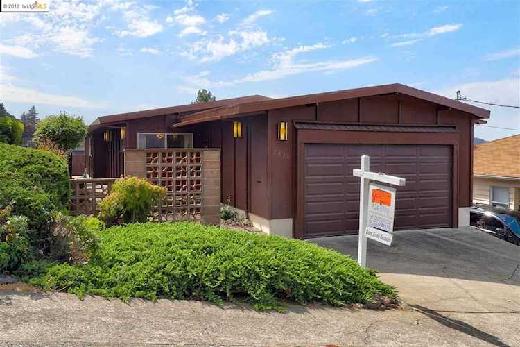 7438 Seaview Pl El Cerrito, CA 94530 | MLS 40880596 Photo 1
