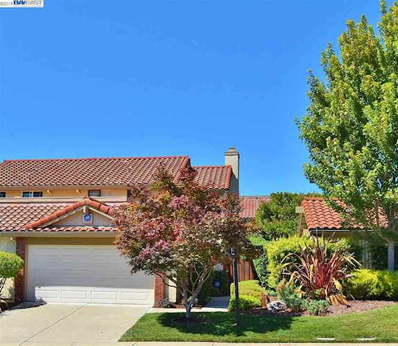 6070 Mount Rushmore Cir Castro Valley, CA 94552 | MLS 40881073 Photo 1