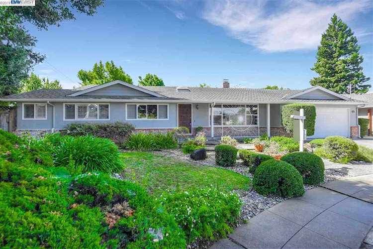 38297 Garrett St Fremont, CA 94536 | MLS 40881398 Photo 1