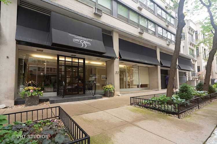 33 E Cedar St #19C Chicago, IL 60611