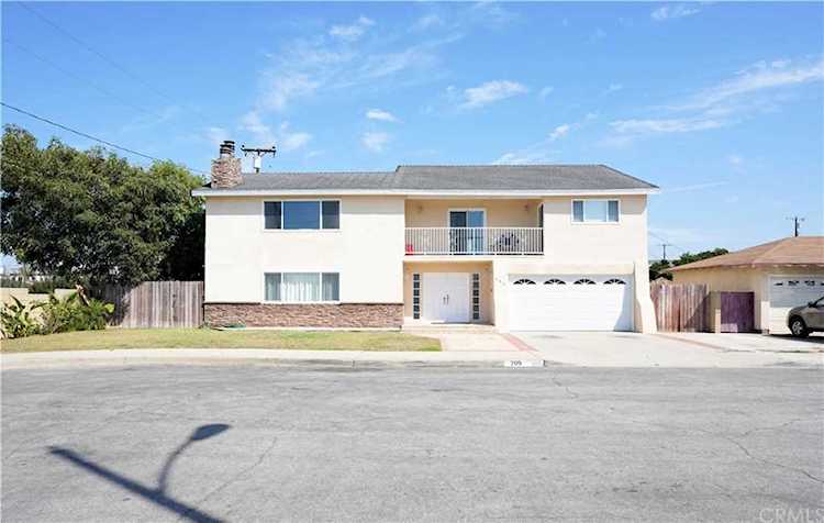 709 W 227th Place Torrance, CA 90502 | MLS TR19220766 Photo 1