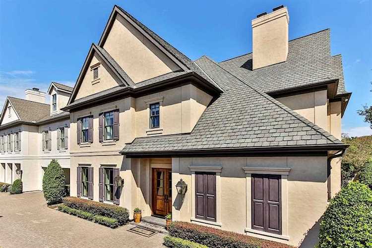 1604 Nantucket Dr Houston, TX 77057