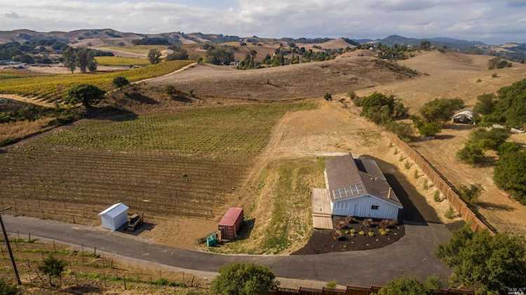 1289 Thompson Avenue Napa, CA 94558 | MLS 21813961 Photo 1