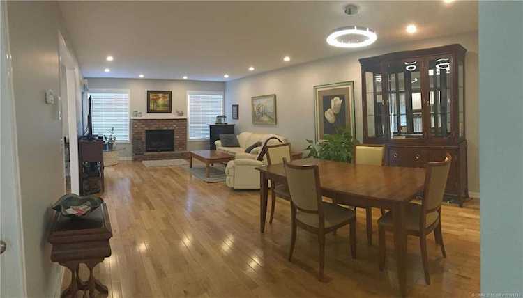 1167 Brookside Avenue #5 Kelowna, BC V1Y5T5