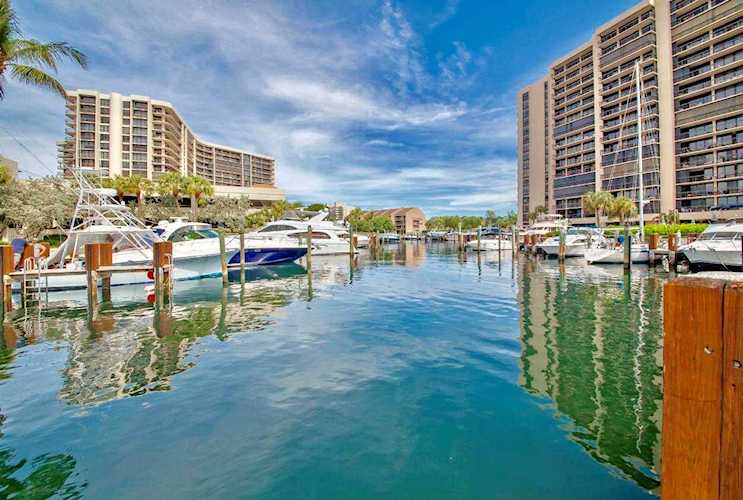 4748 S Ocean Boulevard #403 Highland Beach, FL 33487