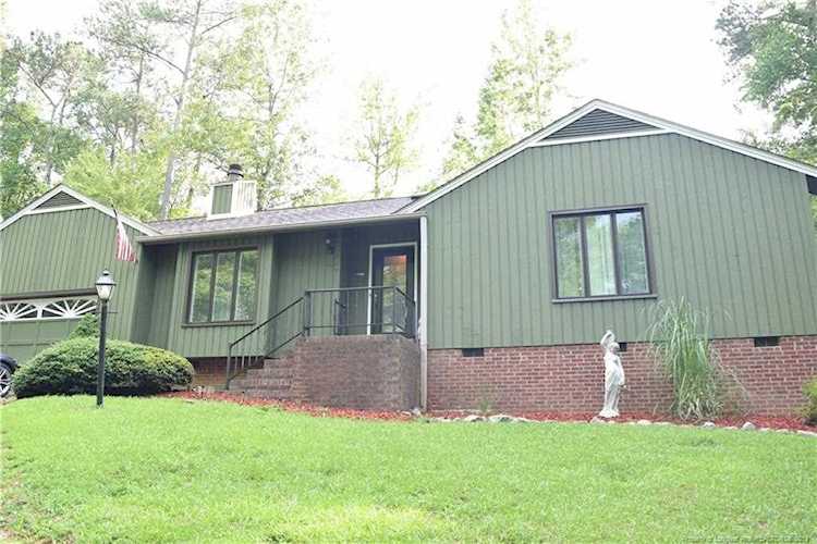 3281 Edinburgh Dr Sanford, NC 27332 | MLS 609213 Photo 1