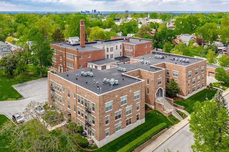1915 Wrocklage Ave #106 Louisville, KY 40205 | MLS 1530478 Photo 1