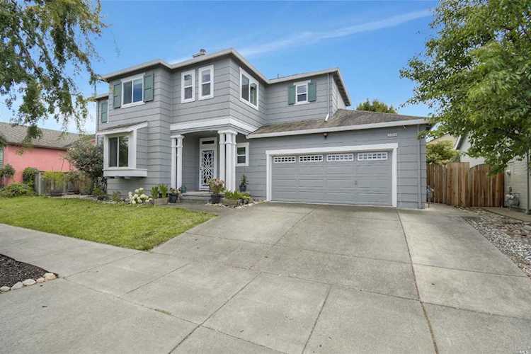 2008 Blacksmith Way Santa Rosa, CA 95407 | MLS 21919070 Photo 1