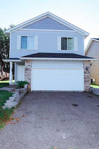 928 Iroquois Avenue Saint Paul, MN 55119 | MLS 5294477 Photo 1