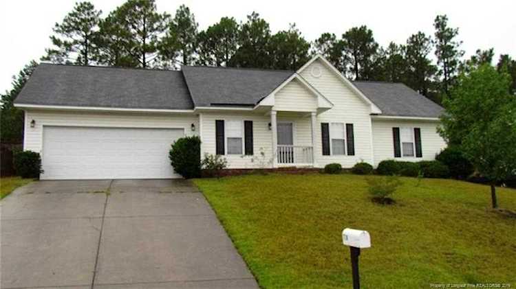 716 Bramblegate Rd Hope Mills, NC 28348 | MLS 616306 Photo 1
