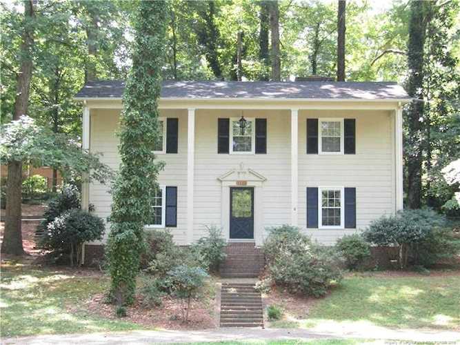 2121 N Shoreline Dr Sanford, NC 27330 | MLS 611028 Photo 1