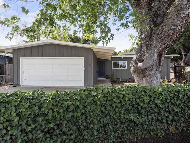 24 Lorelei Lane Menlo Park, CA 94025 | MLS 52208664 Photo 1
