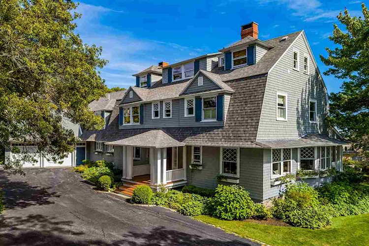 6 Starboard Ln York, ME 03909