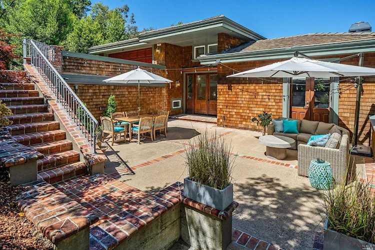 376 Redwood Road San Anselmo, CA 94960 | MLS 21913290 Photo 1