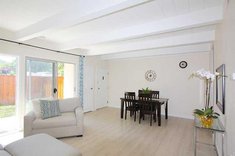 1548 Center Road Novato, CA 94947 | MLS 21919889 Photo 1