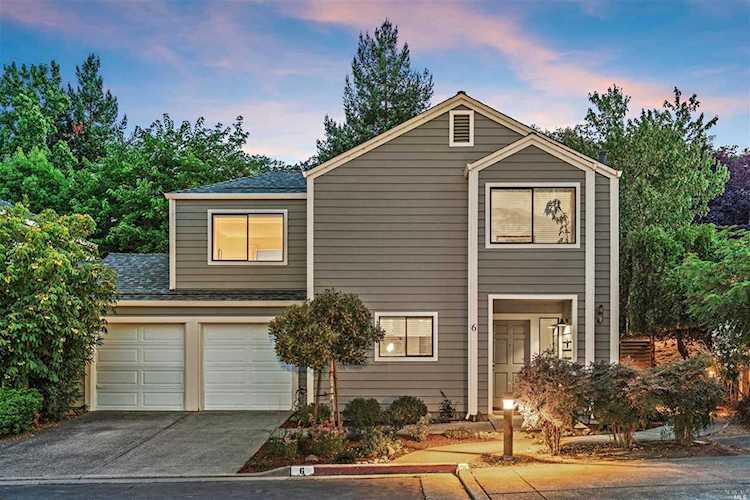 6 Summerhill Court San Rafael, CA 94903 | MLS 21920356 Photo 1