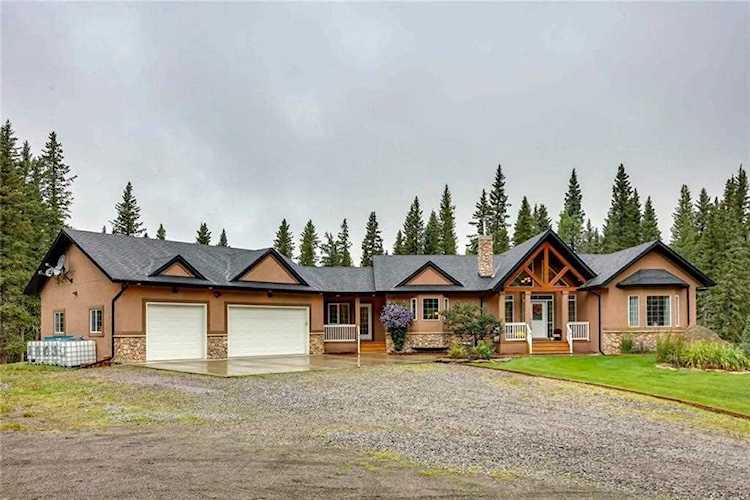 146243 371 Street W Rural Foothills County, AB T0L 0K0