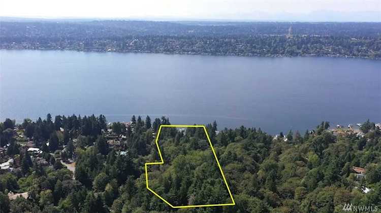 13104 Holmes Point Dr NE Kirkland, WA 98034