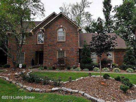 407 Lyndonwoods Cir Louisville, KY 40222 | MLS 1543666 Photo 1