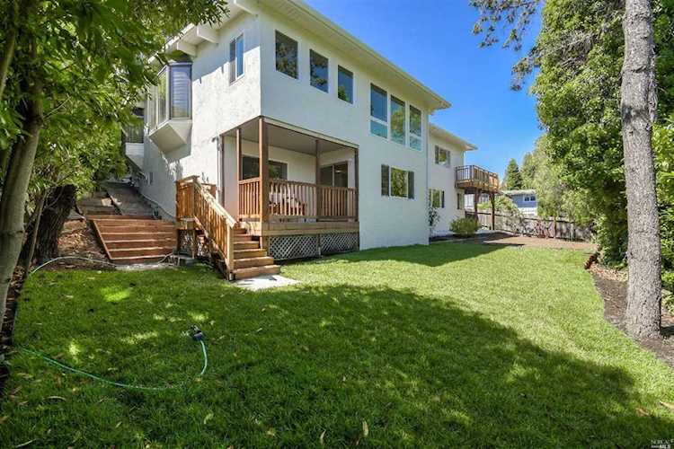 80 Rancho Drive Tiburon, CA 94920 | MLS 21917761 Photo 1
