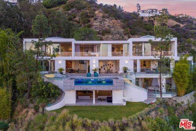 8854 Thrasher Avenue Los Angeles, CA 90069