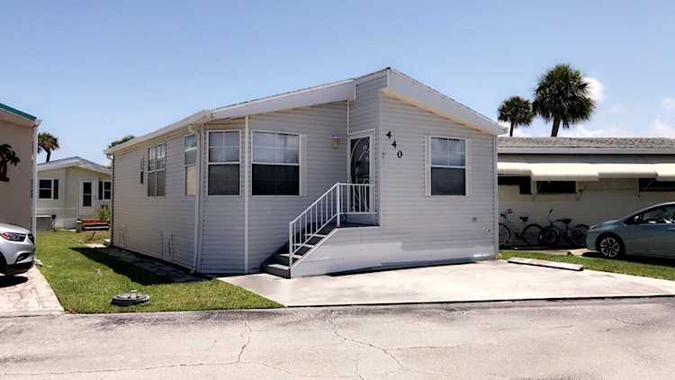 10725 S Ocean #440 Drive #440 Jensen Beach, FL 34957