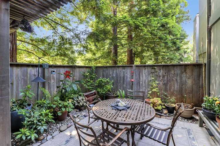 14 Aronia Lane Novato, CA 94945 | MLS 21913981 Photo 1