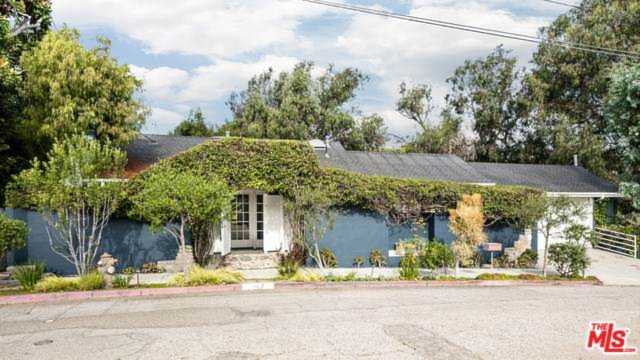 135 Ocean Way Santa Monica, CA 90402