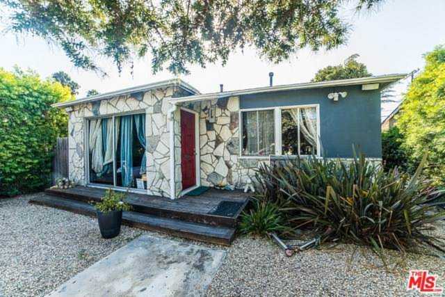 2425 Cloy Avenue Venice, CA 90291 | MLS 19512598 Photo 1