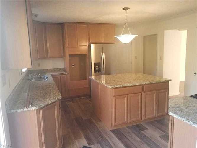 9911 Woods Cross Rd Gloucester VA 23061 | MLS# 10224511 - TREG.com Photo 1