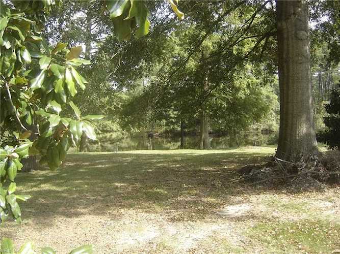 220 Stubbs Dr Chesapeake VA 23323 | MLS# 10187302 - TREG.com Photo 1