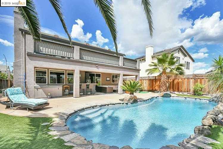 2224 Cambridge Dr Discovery Bay, CA 94505 | MLS 40867404 Photo 1