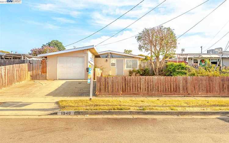 1940 Florida St Hayward, CA 94545 | MLS 40879207 Photo 1