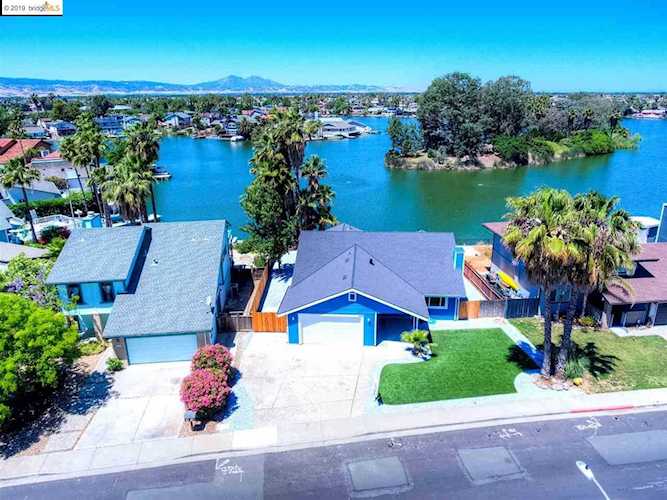 1452 Willow Lake Rd Discovery Bay, CA 94505 | MLS 40868303 Photo 1