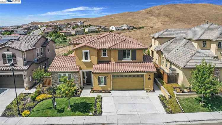 2137 Montese Ct Dublin, CA 94568 | MLS 40879917 Photo 1