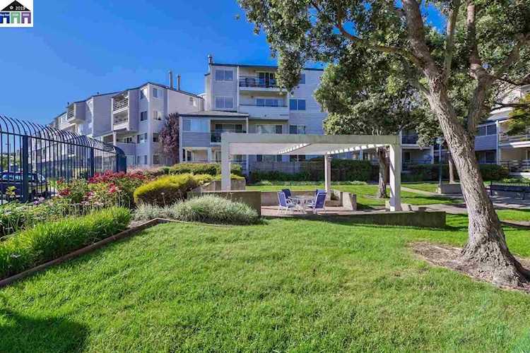 1205 Melville Sq Richmond, CA 94804 | MLS 40881292 Photo 1