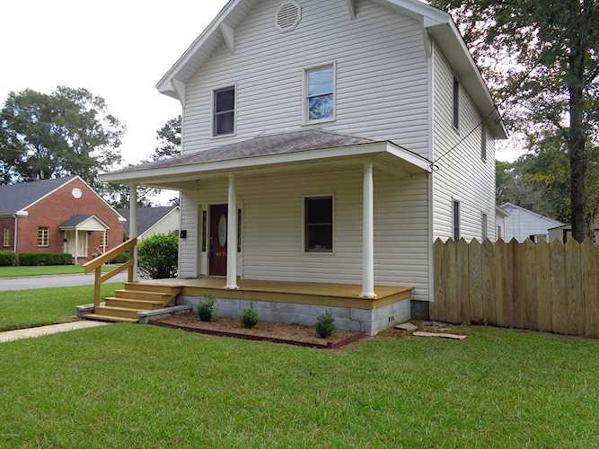 4073 E Church Street Farmville, NC 27828