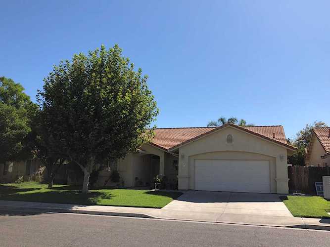320 Louie Avenue Los Banos, CA 93635 | MLS 52205144 Photo 1