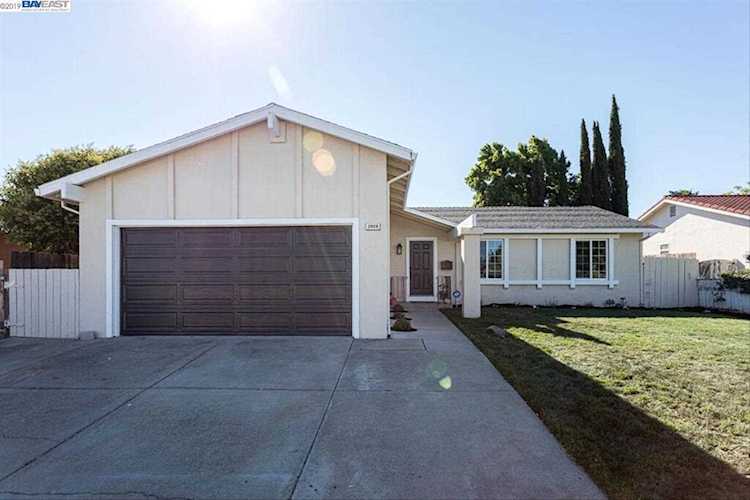 2909 Lucena Way Antioch, CA 94509 | MLS 40874909 Photo 1
