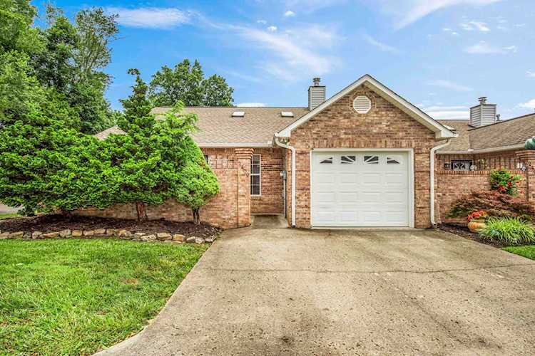 2400 Chastity Way Knoxville Tn 37909 In Chadwick Place Mls