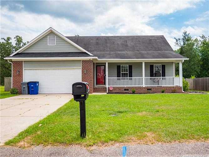 333 Somerset Dr Raeford, NC 28376 | MLS 609482 Photo 1