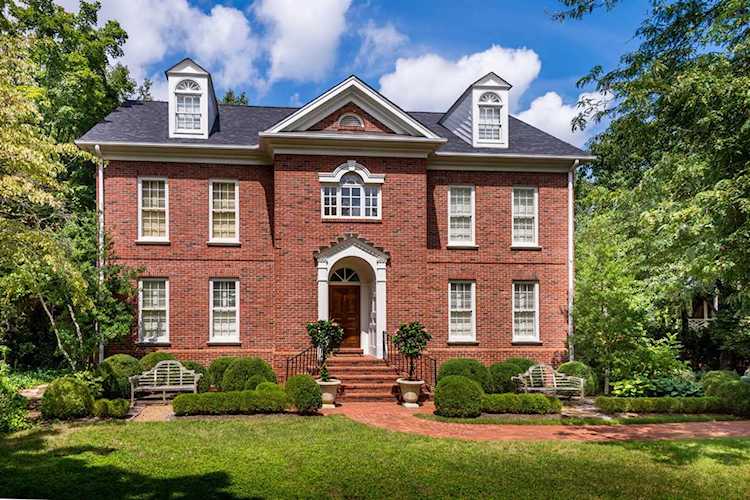 1773 Eastwood Drive Lexington, KY 40502
