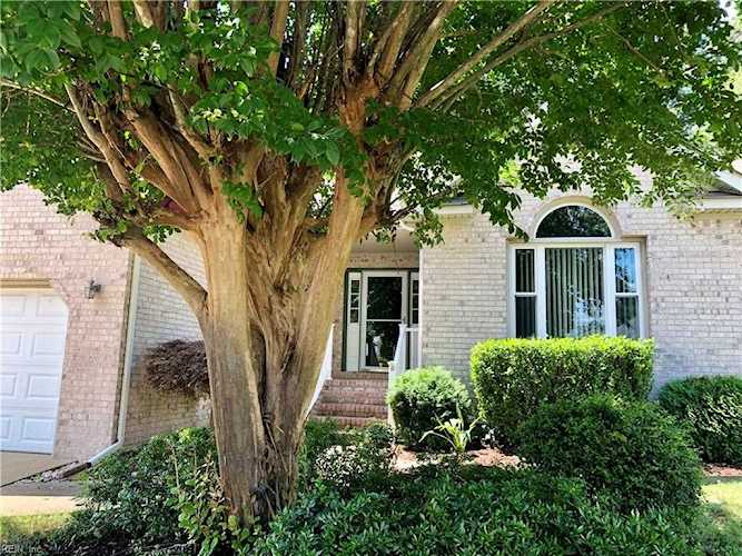 942 Copper Stone Circle Chesapeake VA 23320 | MLS# 10275740 - TREG.com Photo 1