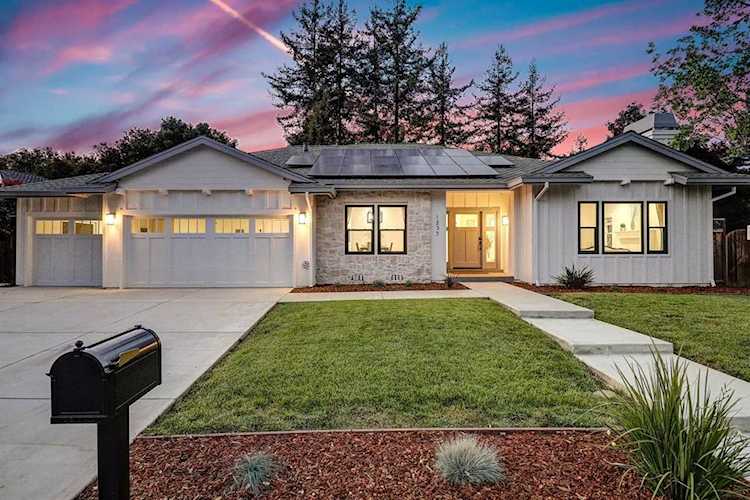 1235 Nightingale Court Los Altos, CA 94024 | MLS 52194738 Photo 1