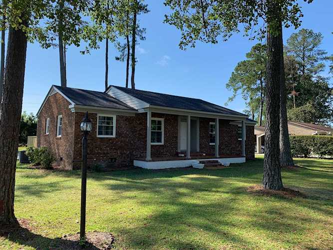 215 Magnolia Drive Washington, NC 27889