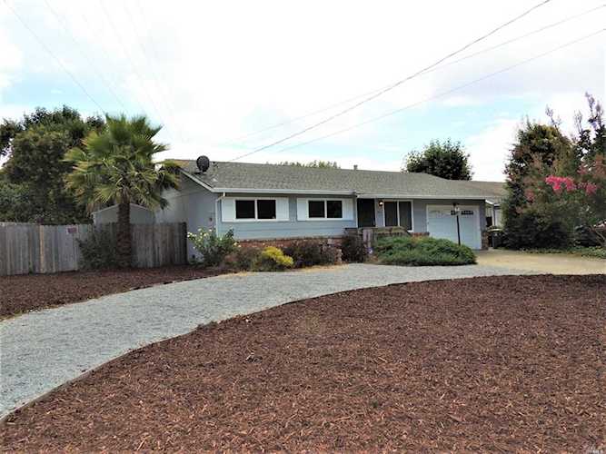 208 Westbrook Drive Santa Rosa, CA 95401 | MLS 21920726 Photo 1